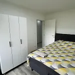 Zlatna Plaza Daire Bratunac