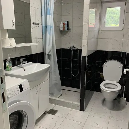 Zlatna Plaza Appartamento