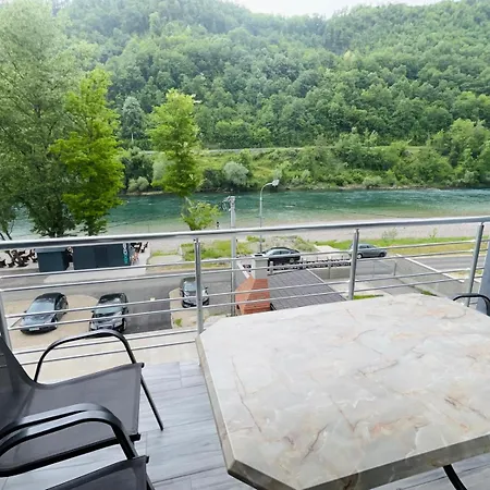 Διαμέρισμα Zlatna Plaza *