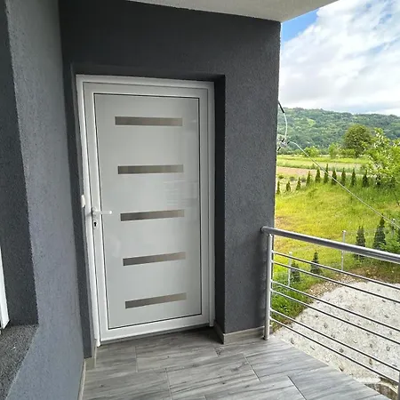 Zlatna Plaza Apartment *