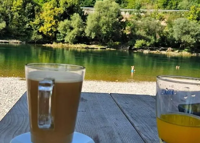 Zlatna Plaza Διαμέρισμα Bratunac