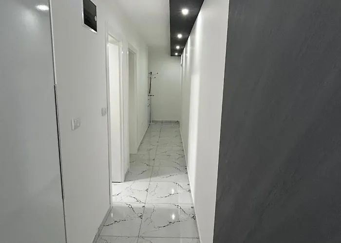 Zlatna Plaza Bratunac